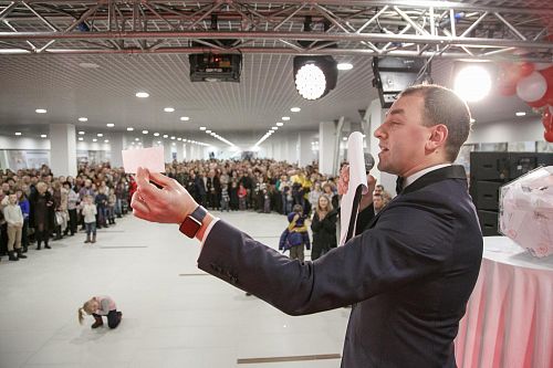Открытие ЦДМ и акция "Подарки на миллион"