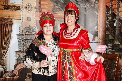 Открытие ЦДМ и акция "Подарки на миллион"