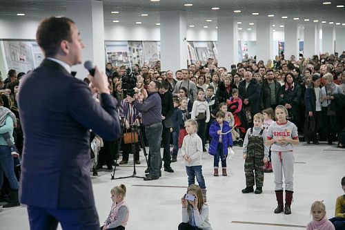 Открытие ЦДМ и акция "Подарки на миллион"
