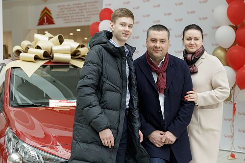 Финал акции "В ЦДМ покупай и машину получай"