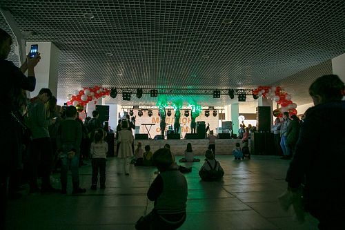 Открытие ЦДМ и акция "Подарки на миллион"
